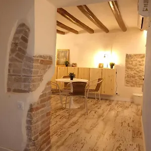  Apartment Petra -old City With Terrace And Barbecue-